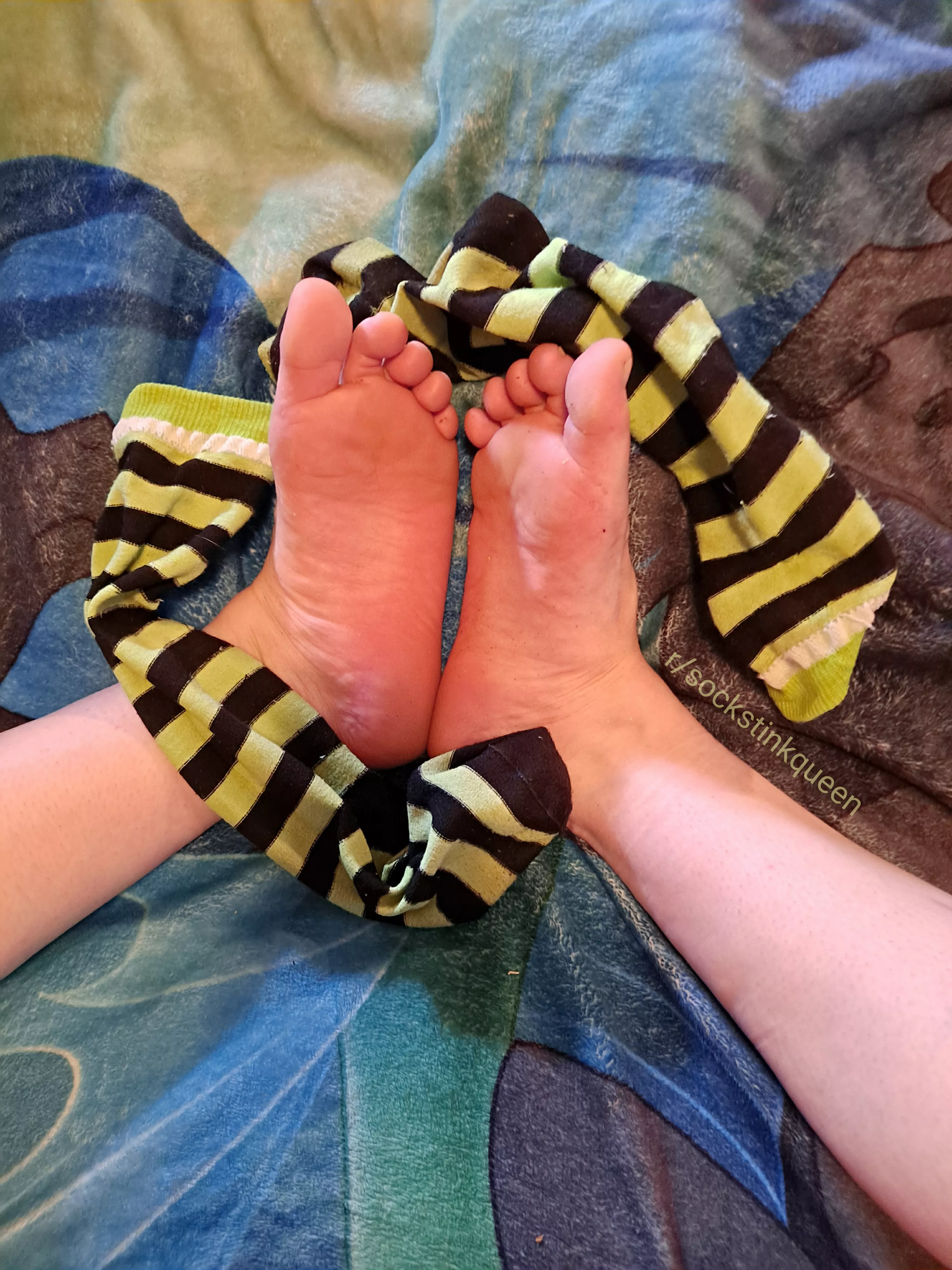 [US][Selling] Selling Well Worn Socks - $25 for 24 hours - shipping included! - cashapp only - DM ME