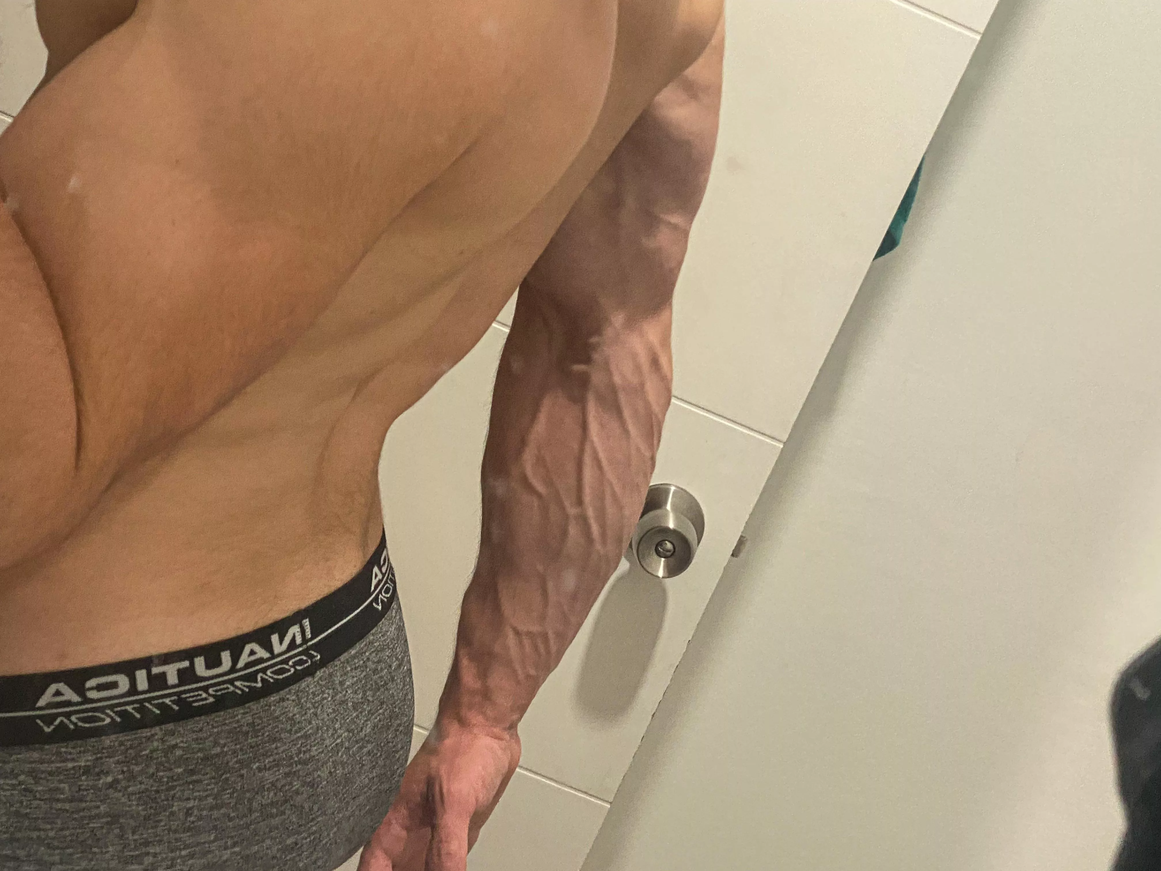 Veiny enough?😁