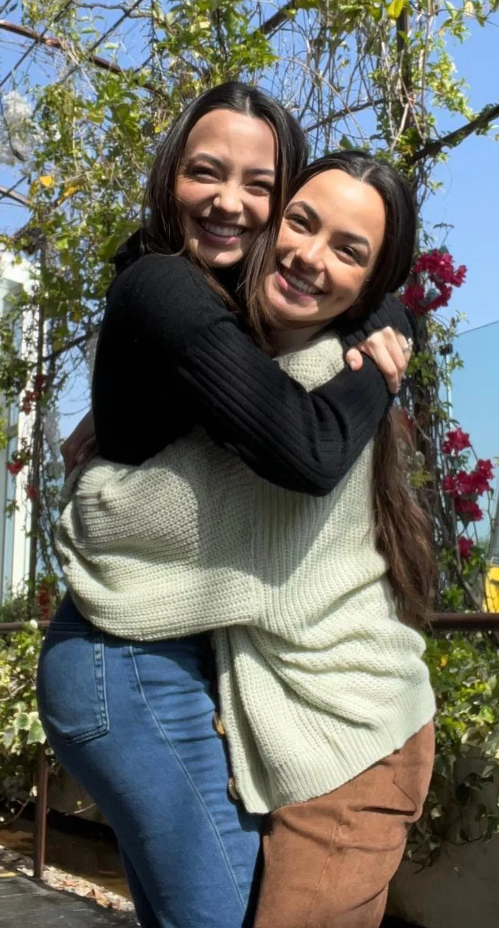 Veronica & Vanessa Merrell