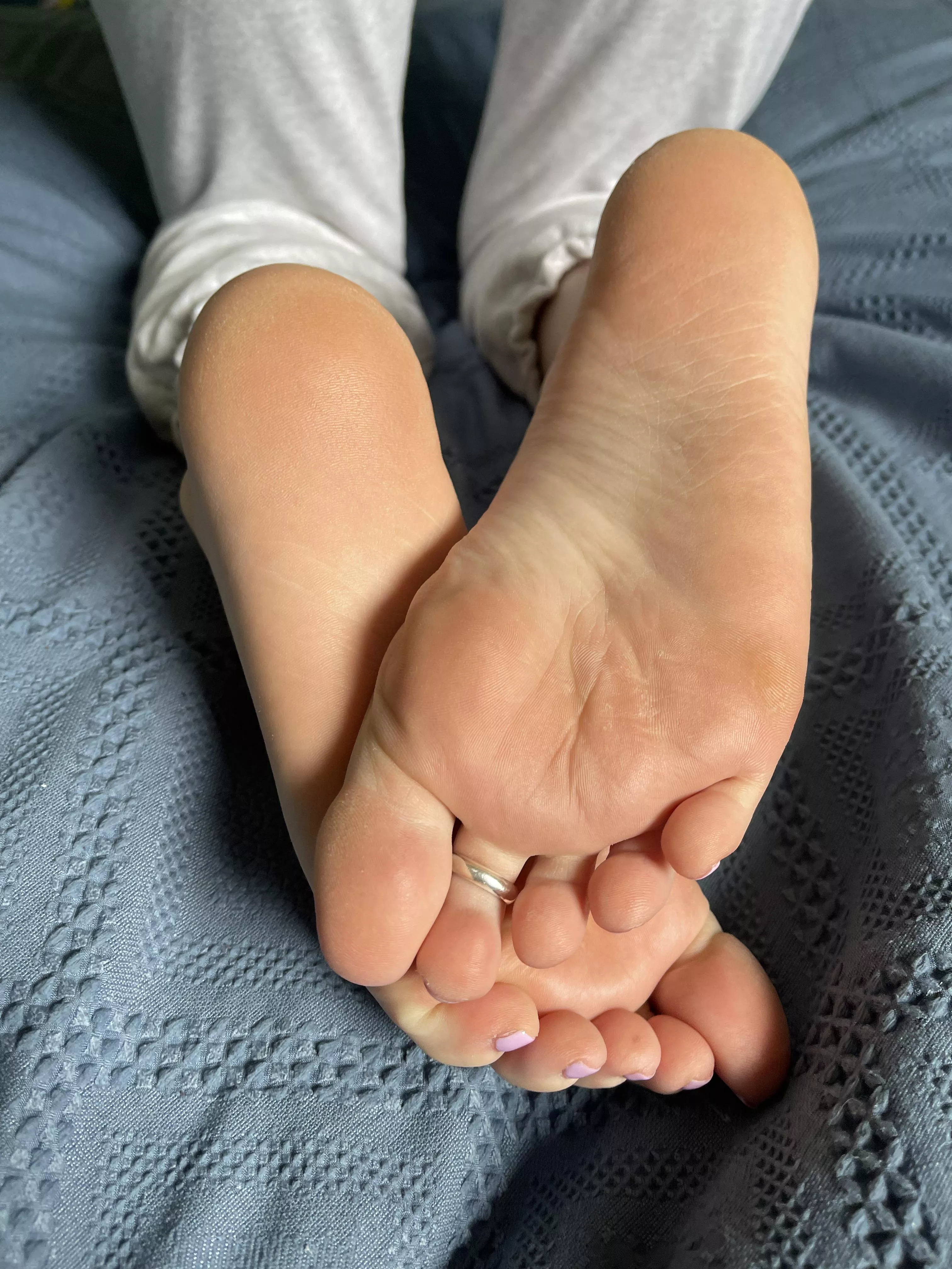 Waiting for your cum 💦