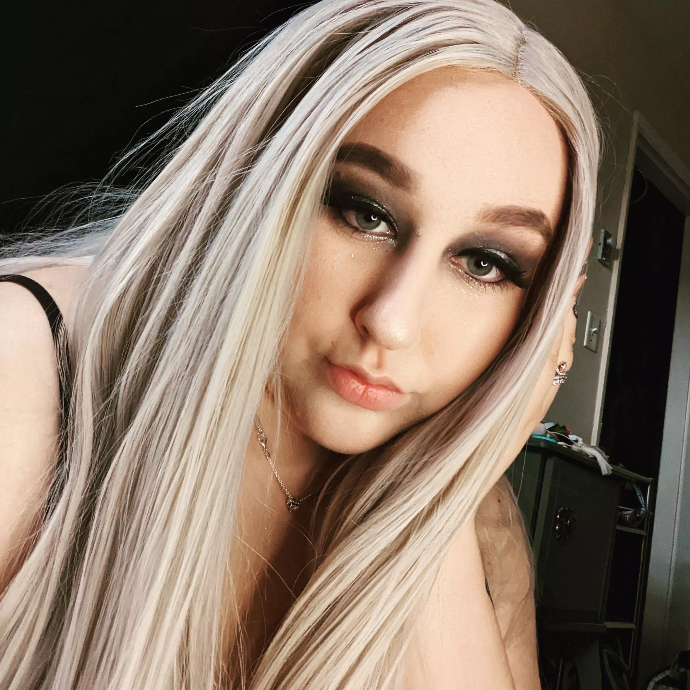 wanna go on a date with me ? where would you take me !