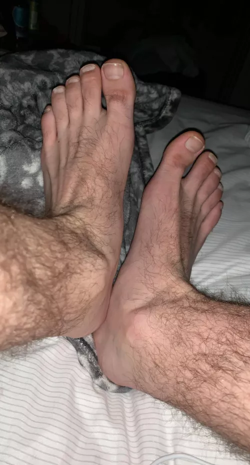 Wanna see my size 11 soles? Trades me yours too