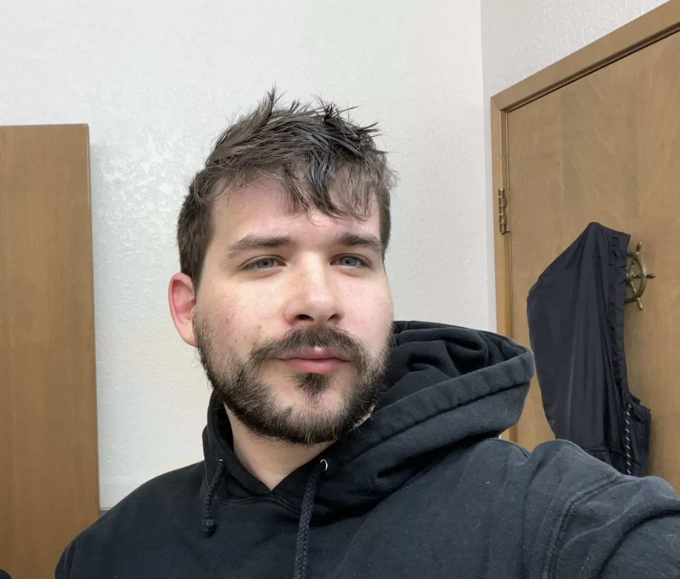 Wanna start a PC Stardew farm with me?🥲