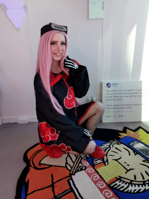 wanna watch anime and cuddle? 😍✨