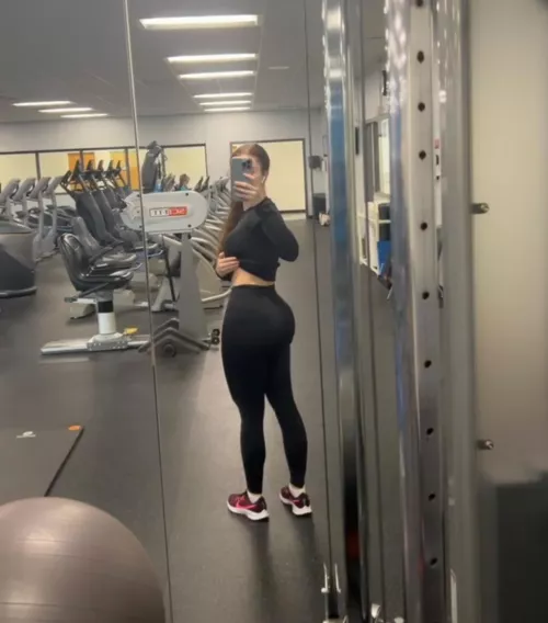 Wanna work out together?