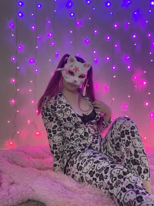 Want to see whatβs under my pjs?π