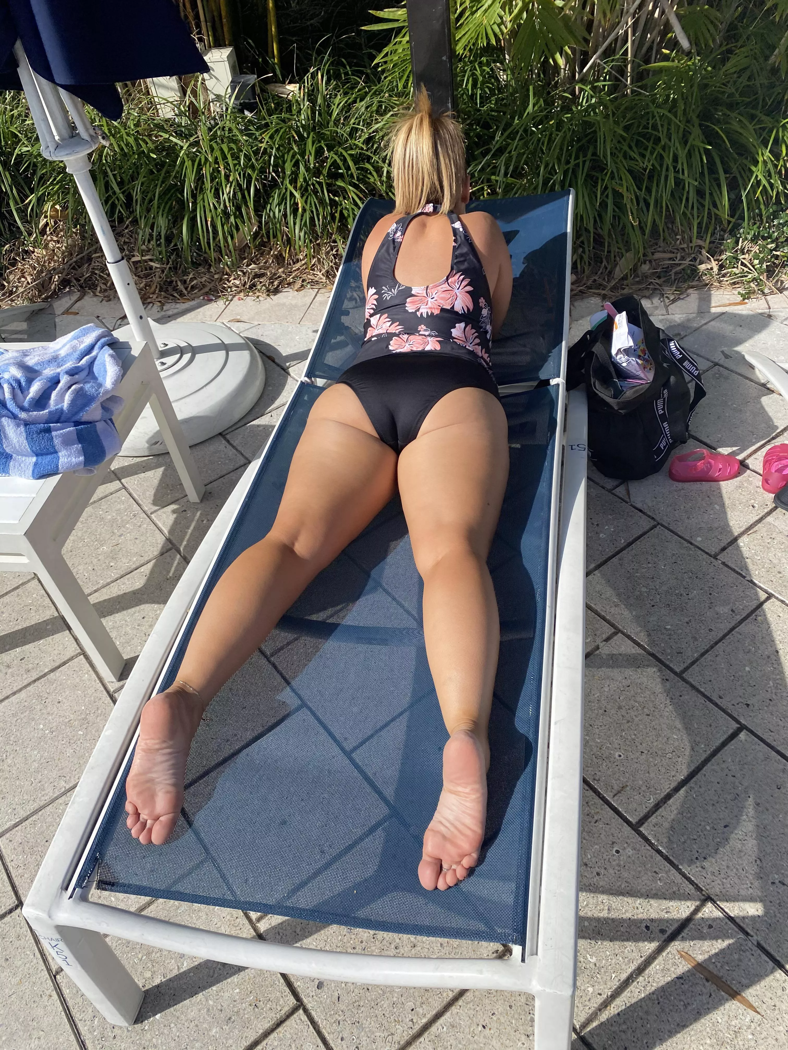 Want to wifeswap tributes, I got the phat shortie and we always like the attention. Dm pic if interested