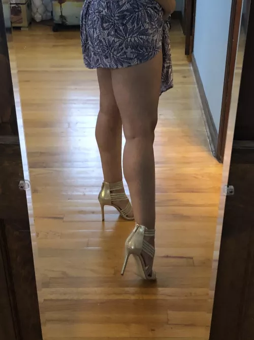 Was taking some pictures earlier and thought I might fit in here 🥰