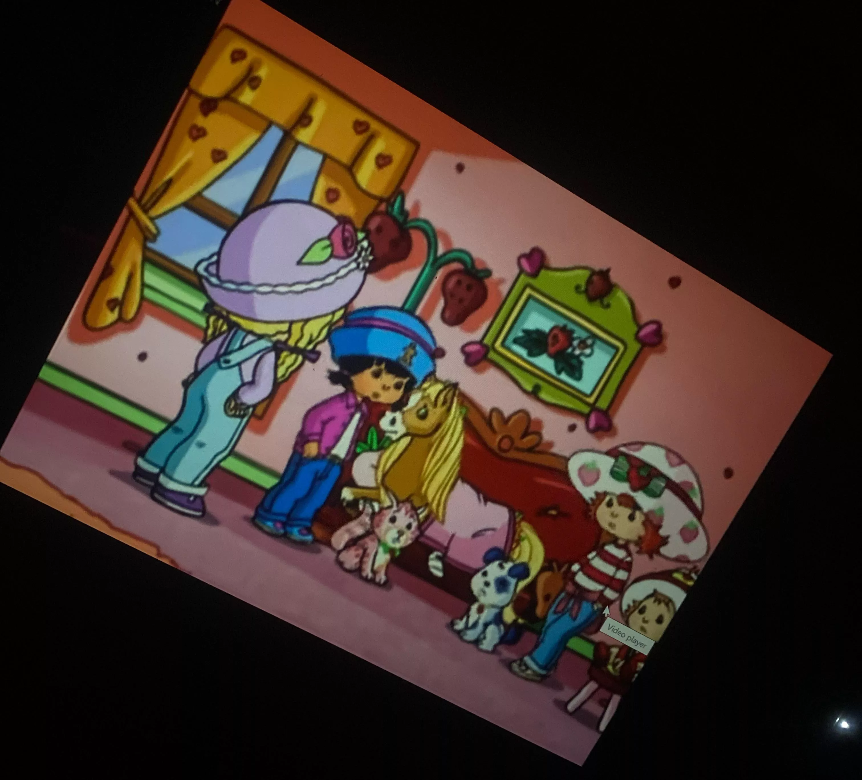 Watching one of my favorite Strawberry Shortcake episodes from a long time ago. I always get more into littlespace when i'm sad for some reason :(