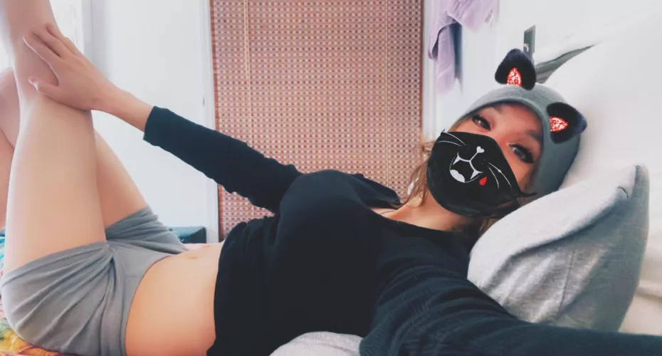 We all know what thicc thighs can do, but can thin thighs save lives?😣😣😥