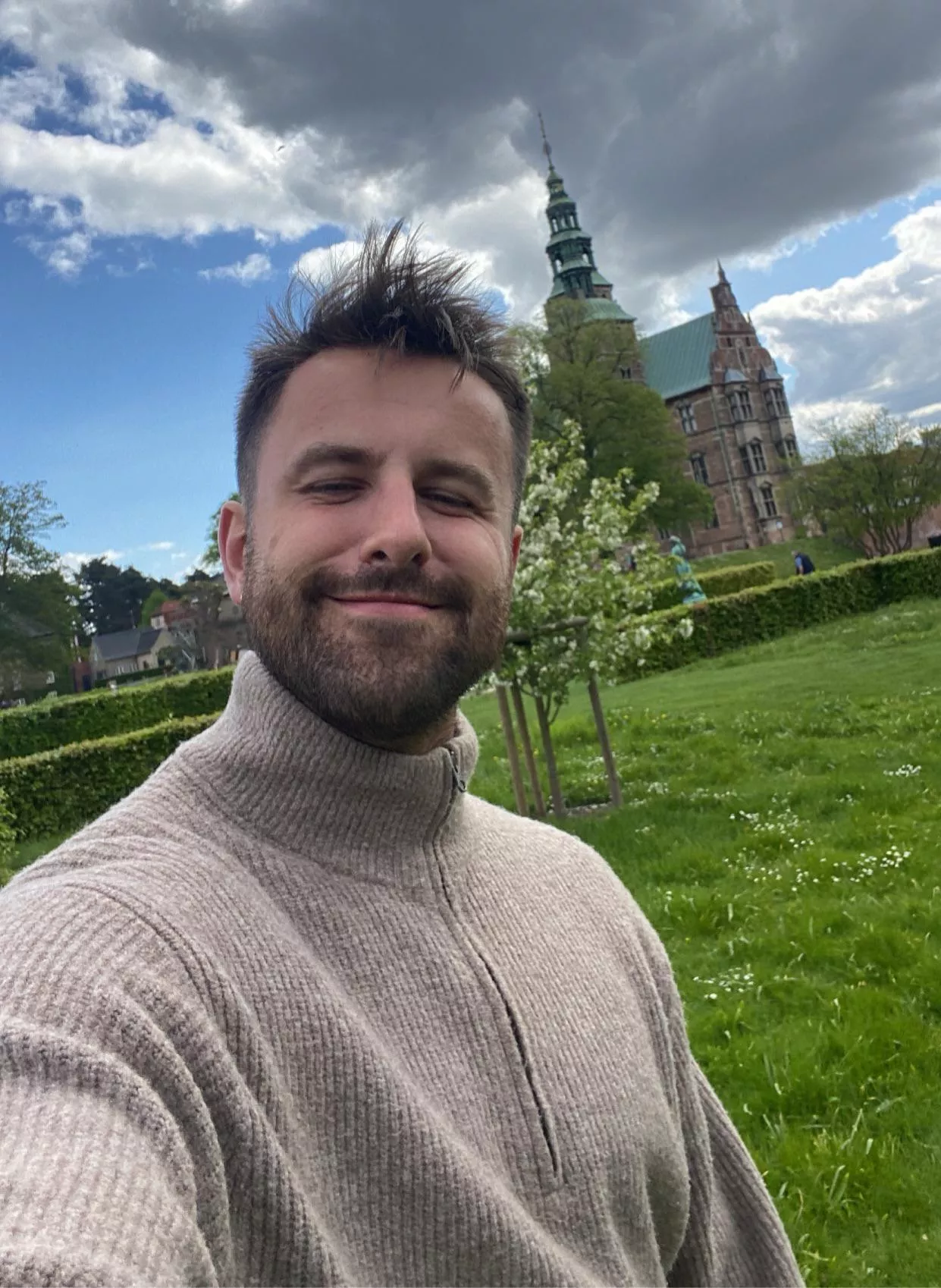 Weird hair, don’t care