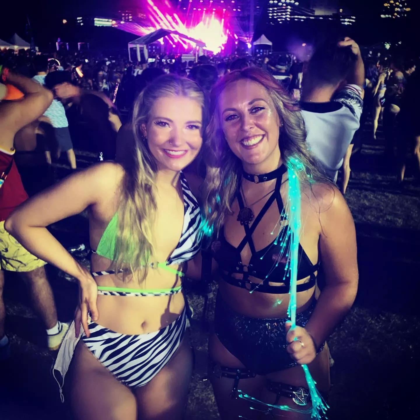 We’re some sluts for ZD