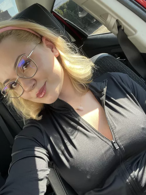 What a beauti(f)ul day! Don’t you think? 🌼