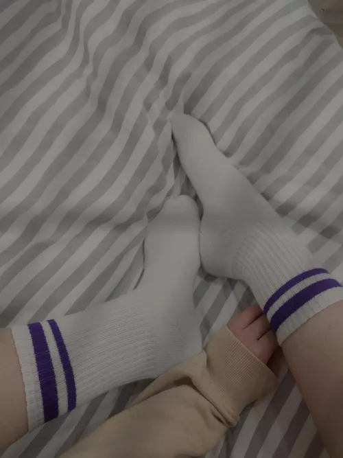 What do you think about my new socks? 🥰