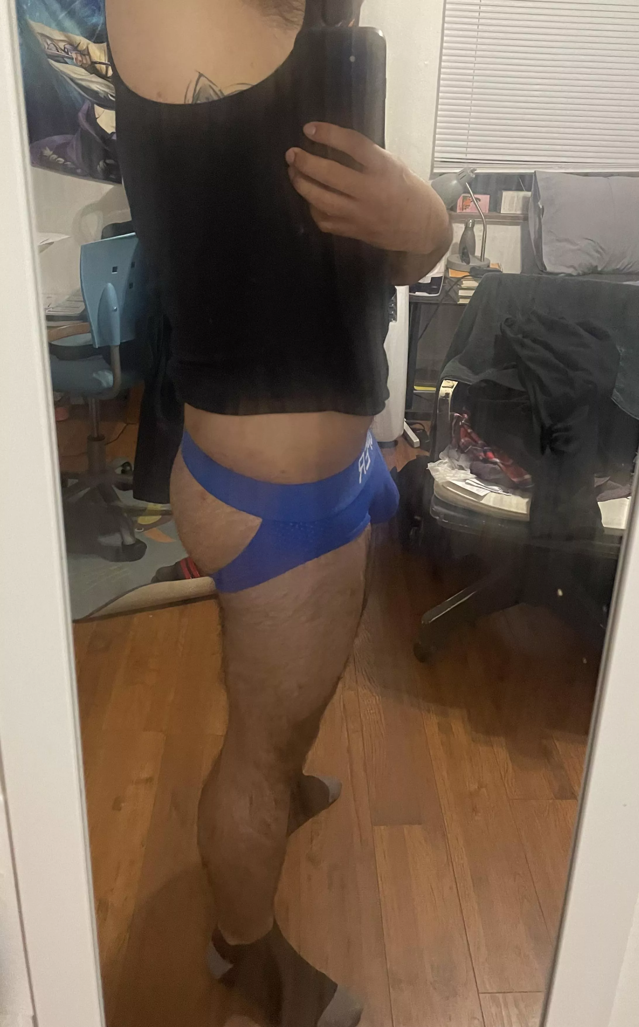 What if I told you my bf nutted in me 5 min before I took the photo. Gotta love his cum 👅