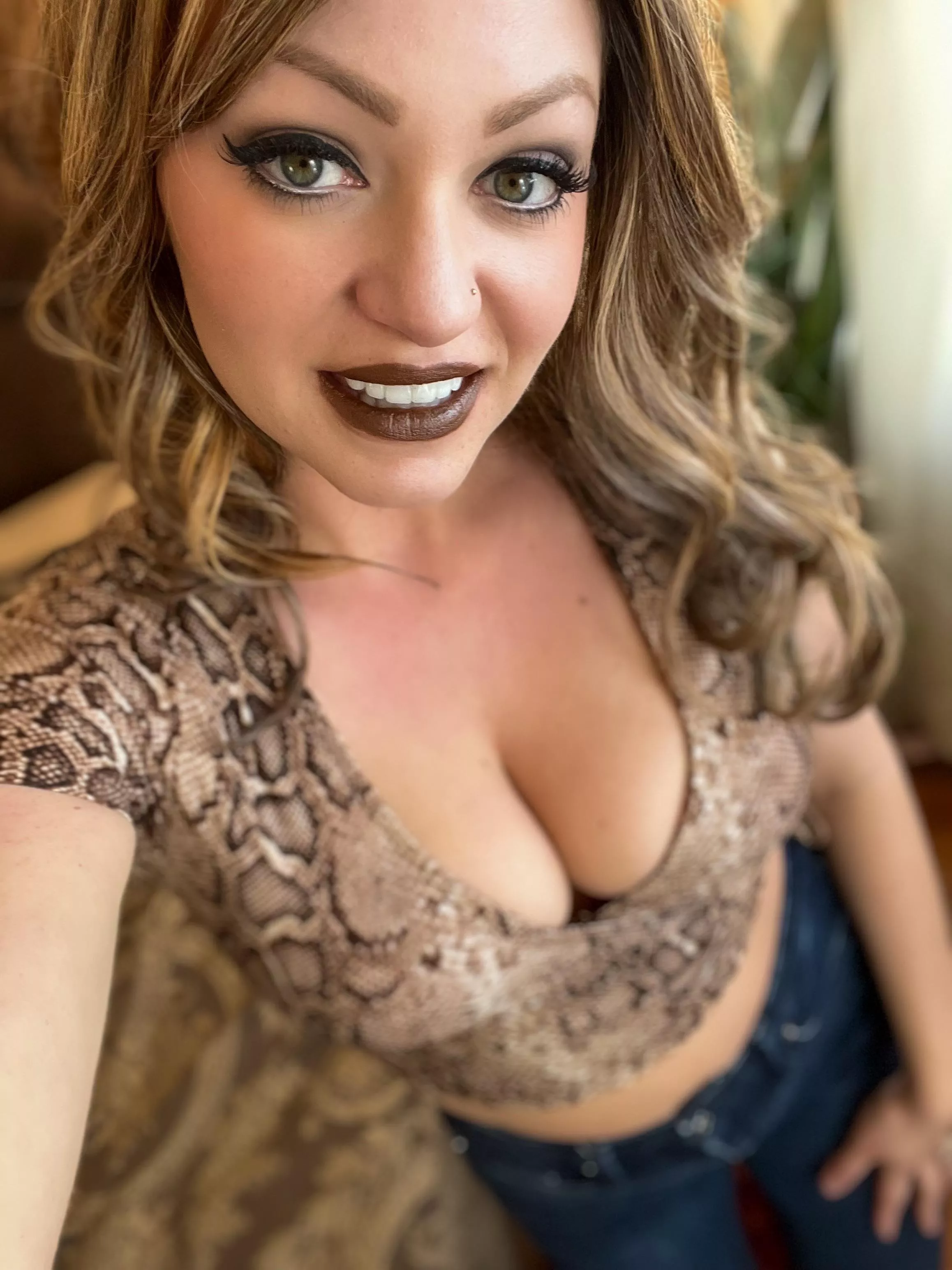 What sound does a snake make?