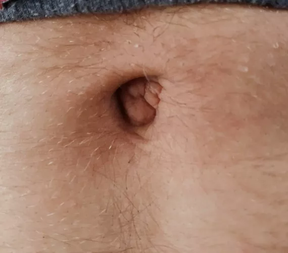 What you do with my Bellybutton....🤭?pm