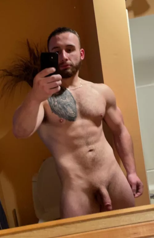 What your wife’s really thinking about when she seems distant 😈