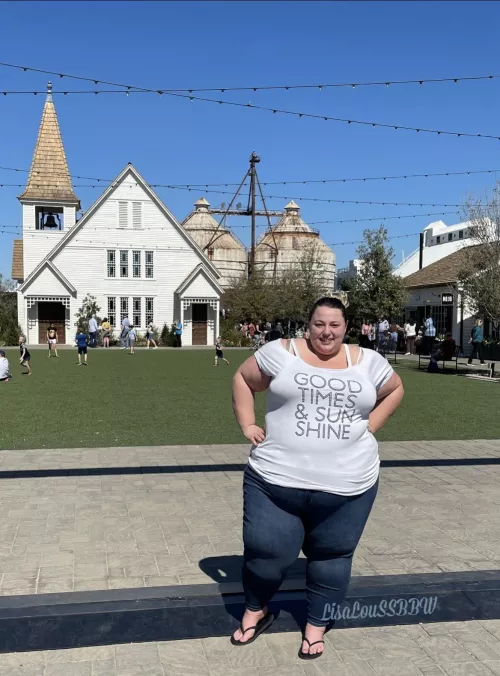 When did my face get so fat and why did no one tell me?? 😍🤤