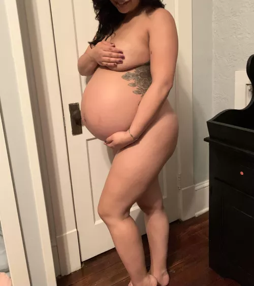 When stretch marks finally get you 🥺