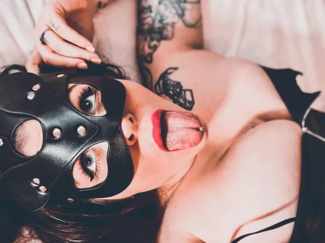 When you try to dominate, but deeply you’ll always be the submissive 🫶🏻