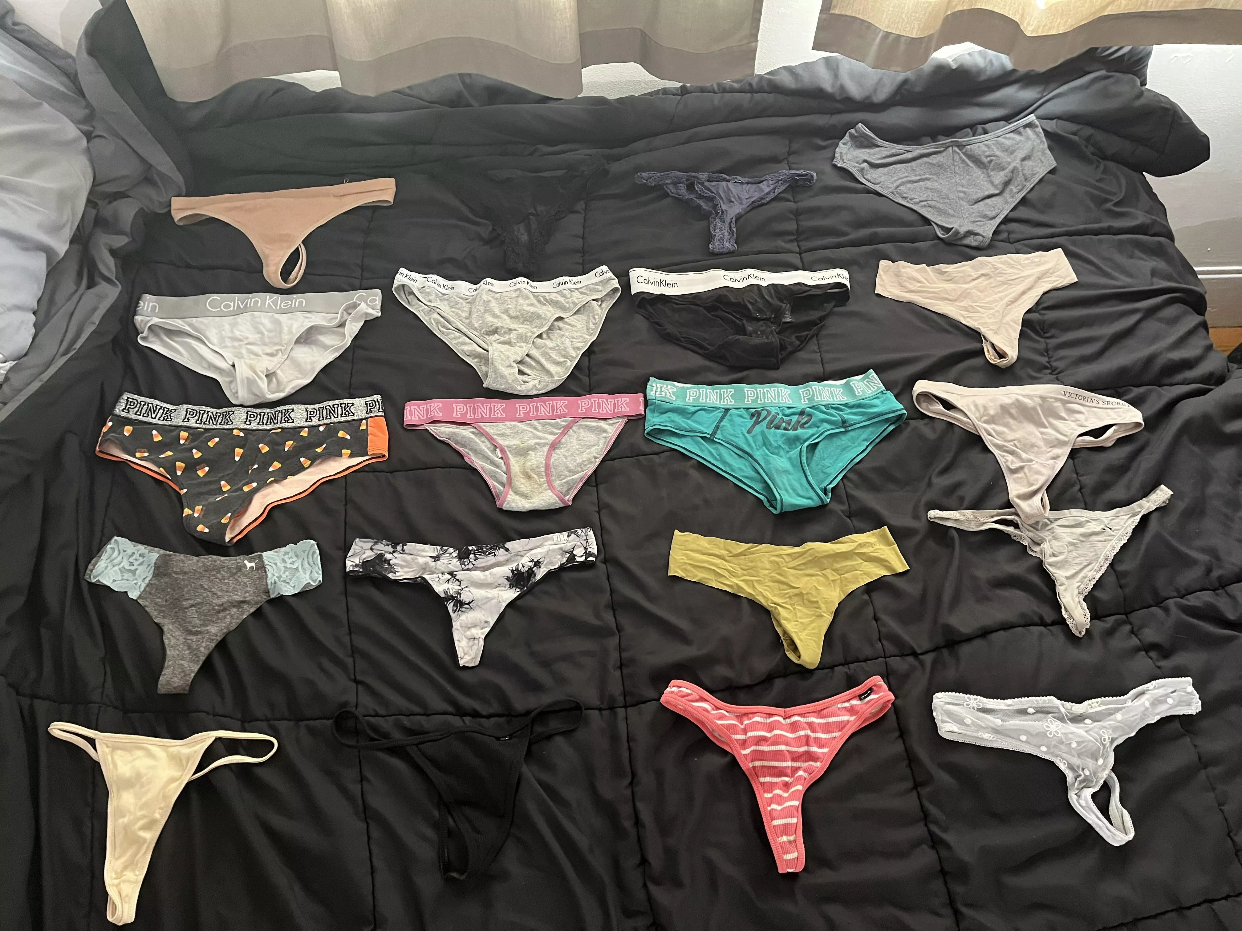 Which one is your favorite also which row is the best in your opinion? What should I do with all of these gems please let me know dms open? Also this is only half of my collection!