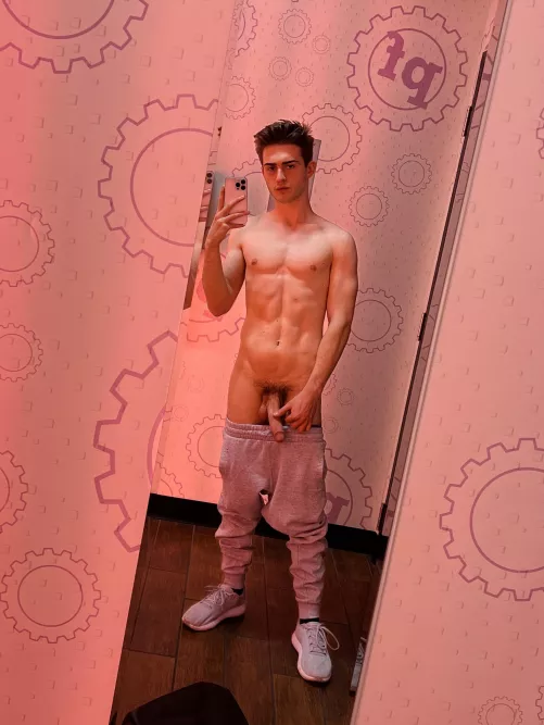 which one of you is gonna dare me to jerk off in here?