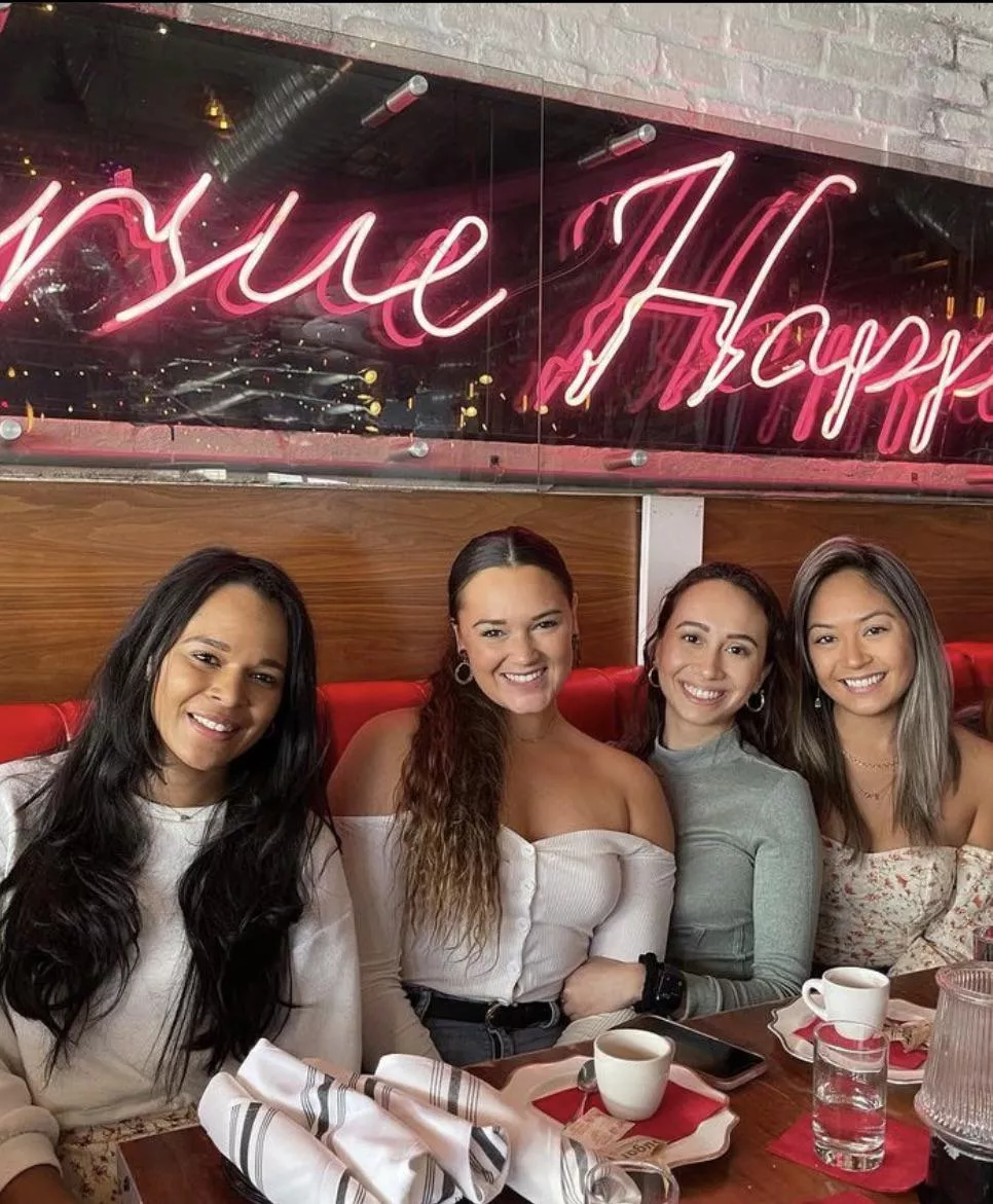 which smile finishes u