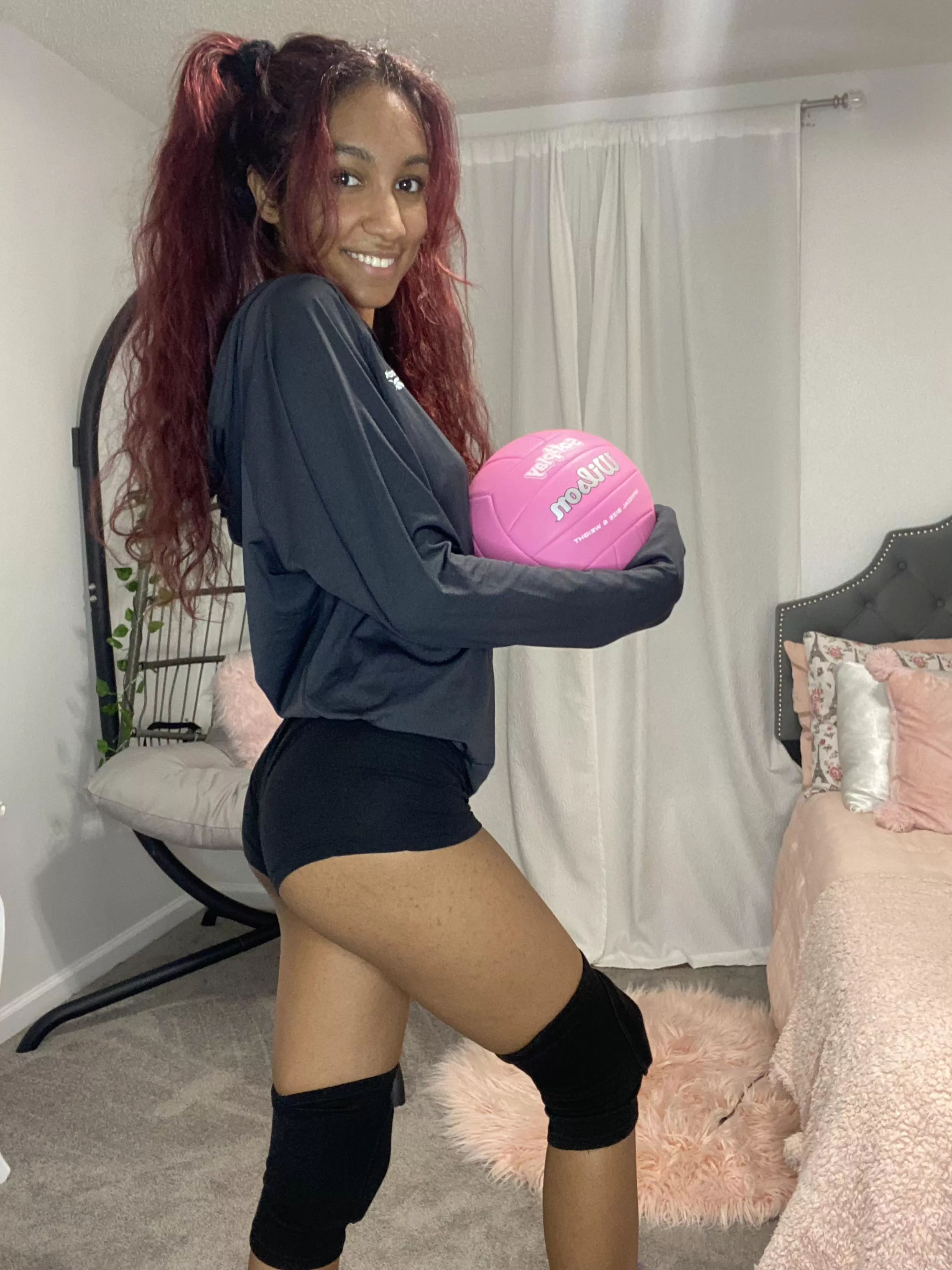 Who likes cute little volleyball shorts? ❤️