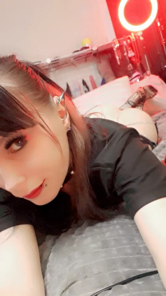 who wanna play?;) who wanna play?;)