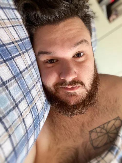 Who wants morning cuddles?