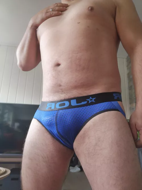 who wants some cuddles? 💦