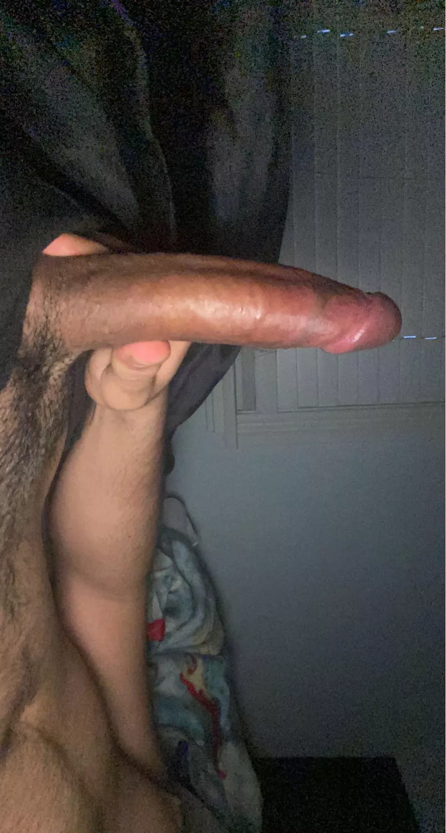 who wants this dick 👅