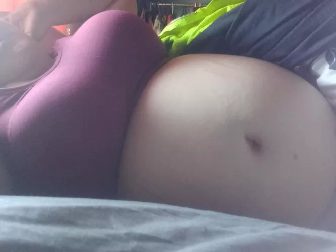 who wants to lay in front of the fan with me and feel the heat for today 80 where I live