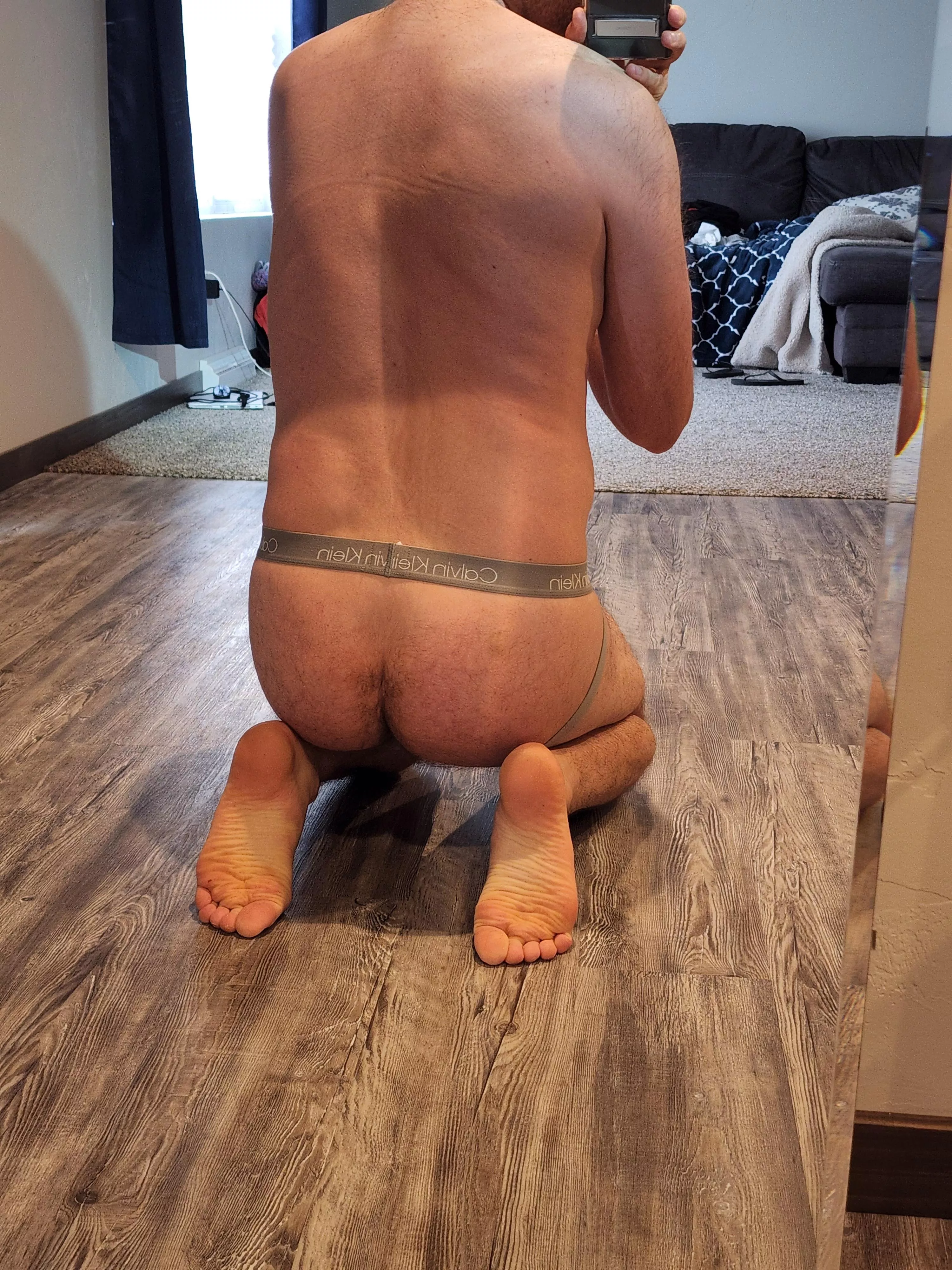 Who wants to lick?👅👣