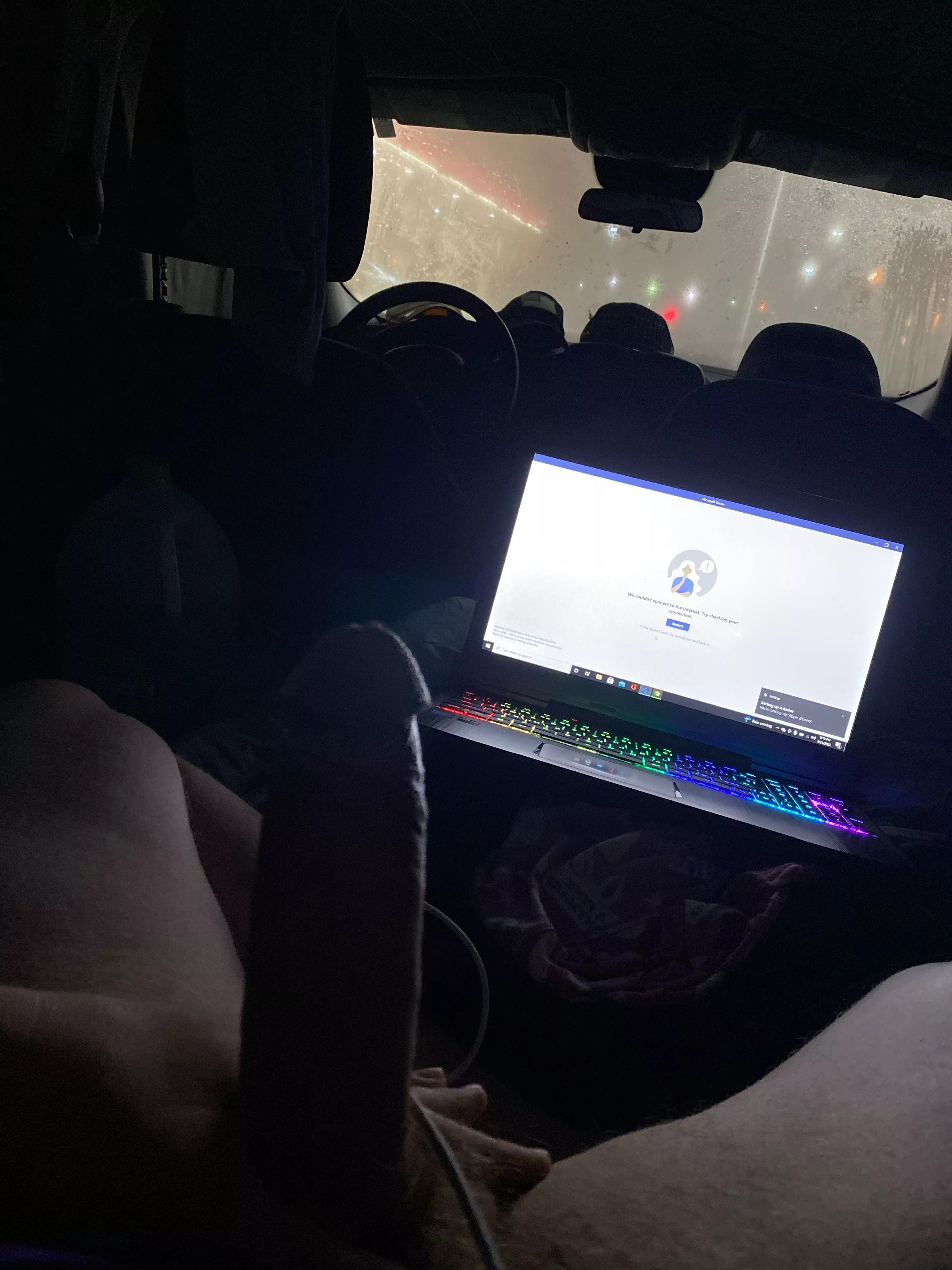 Who wants to see me get naughty at a gas station?