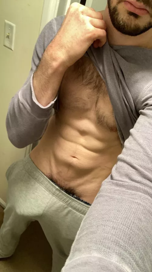 Who wants to work out with me? 😏