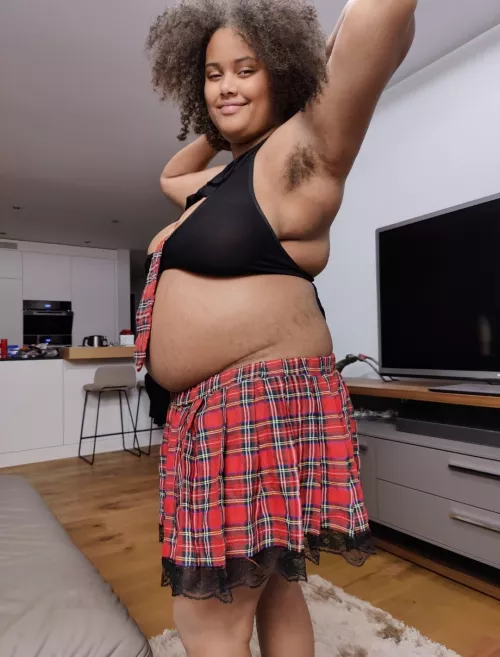 Who would have guessed I'm to fat and lazy to shave 😋