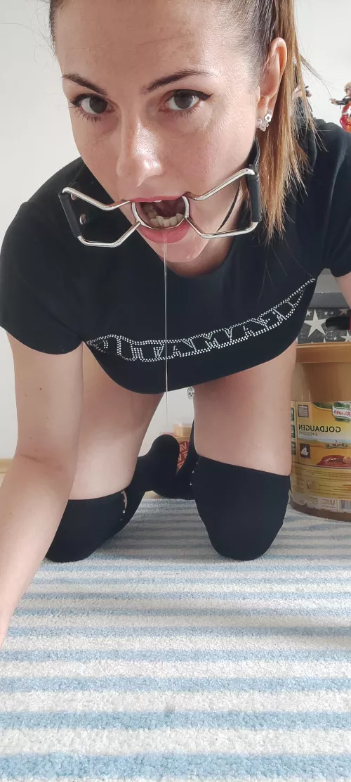 who would you like to feed me?! [F]