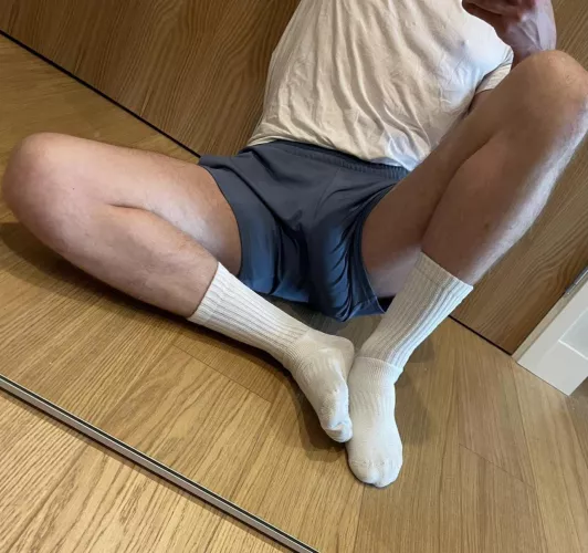 Whoops 😜 Discrete gym shorts to hide a monster softie are challenging to come by...