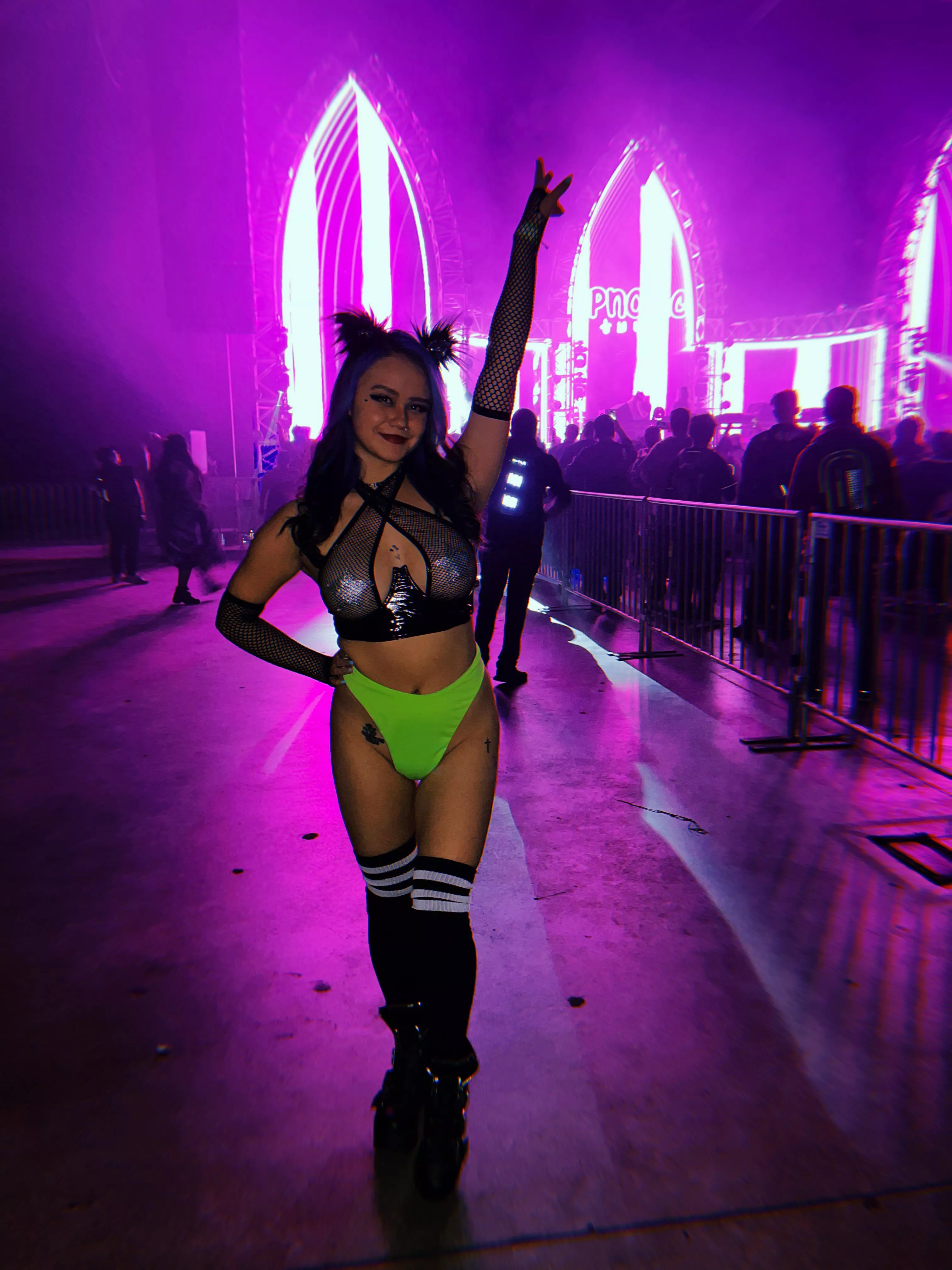 Who’s going to EDC 😇