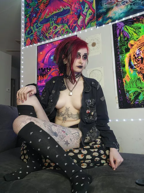 😍Who's looking for a kinky punk?😍