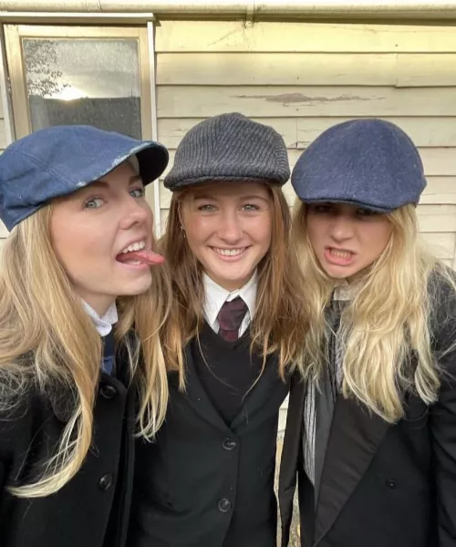 who’s sucking and fucking your dick? and where are you cumming?