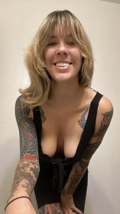 Why does my roommate put everything I need on the lowest shelf?! [30F]