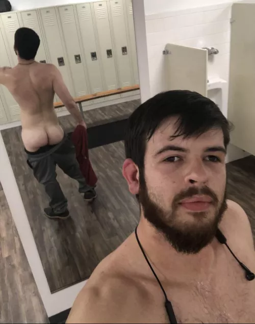 Why is everyone staring?😅