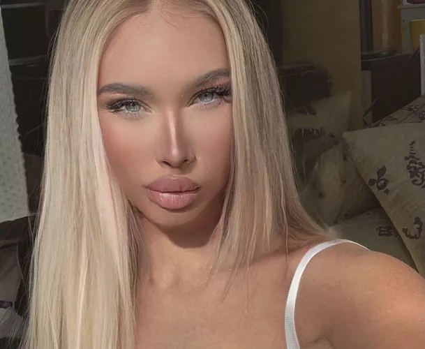 Will you choose girl with a perverted mind? 😜😈