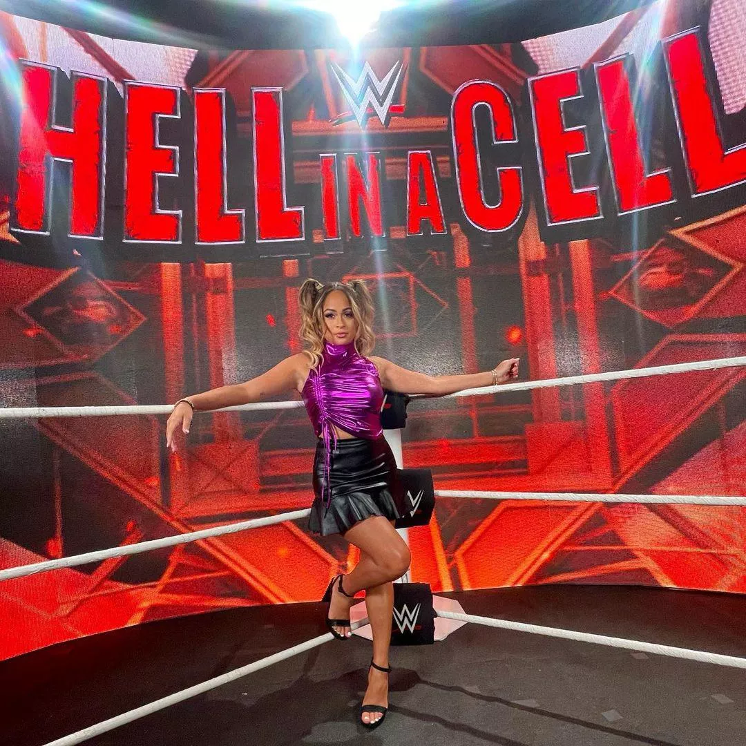 Wish more people knew how sexy WWE’s Kayla Braxton is