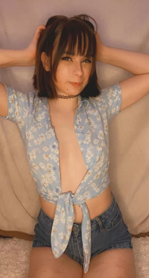 Wishing for warm weather ☀️❤️ [F]