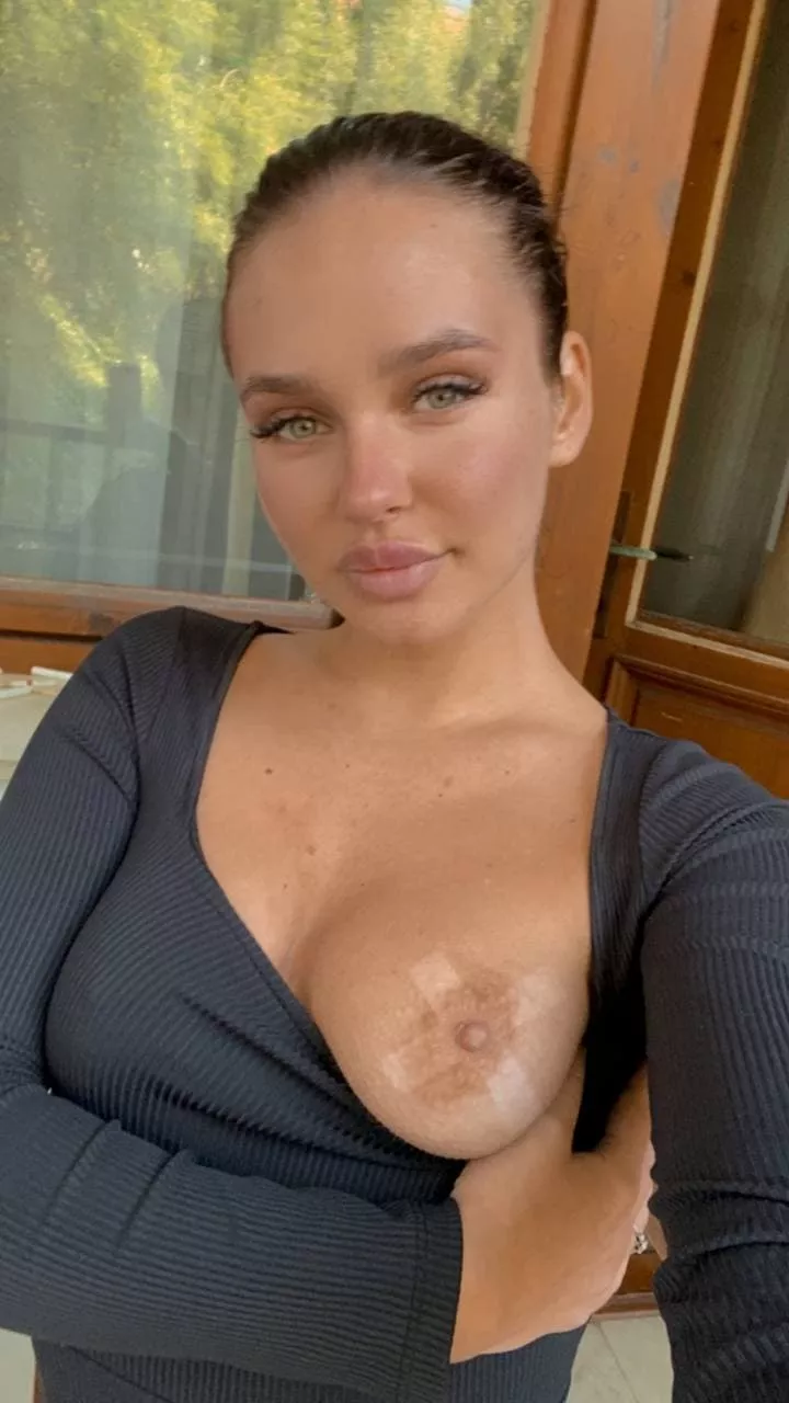 With tan With tan