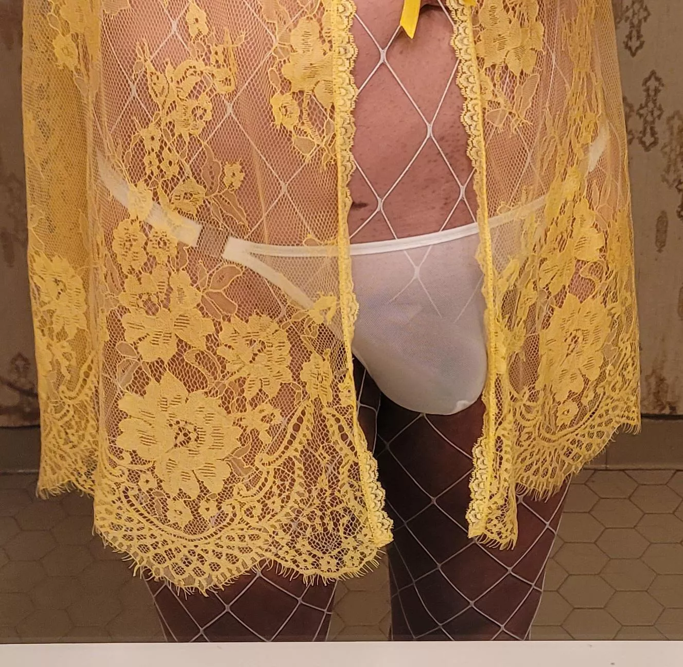 woke up horny this morning after a little maintenance last night if you know what I mean 😜, By the way, I'm loving my lingerie every night now in different colors 👗💋